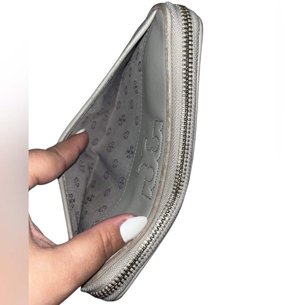 Tory Burch Alexa Zip Continental Wallet Grey Quilted Leather - Picture 7 of 16